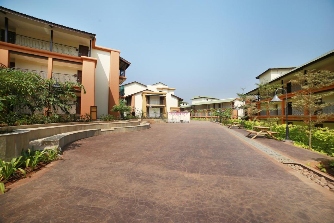 Отель Club Mahindra Assonora Экстерьер фото